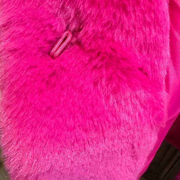 Avec Les Filles Vibrant Pink Faux Fur Jacket - Picture 8 of 9